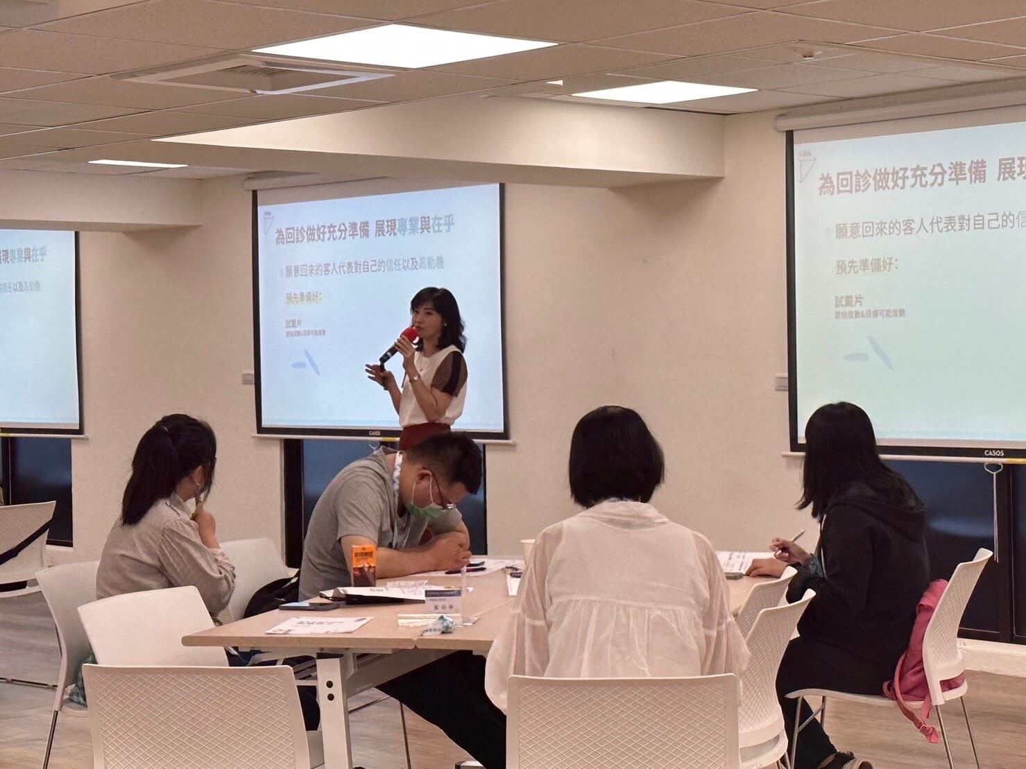 試穿時不能單看衣服，要考慮的是？