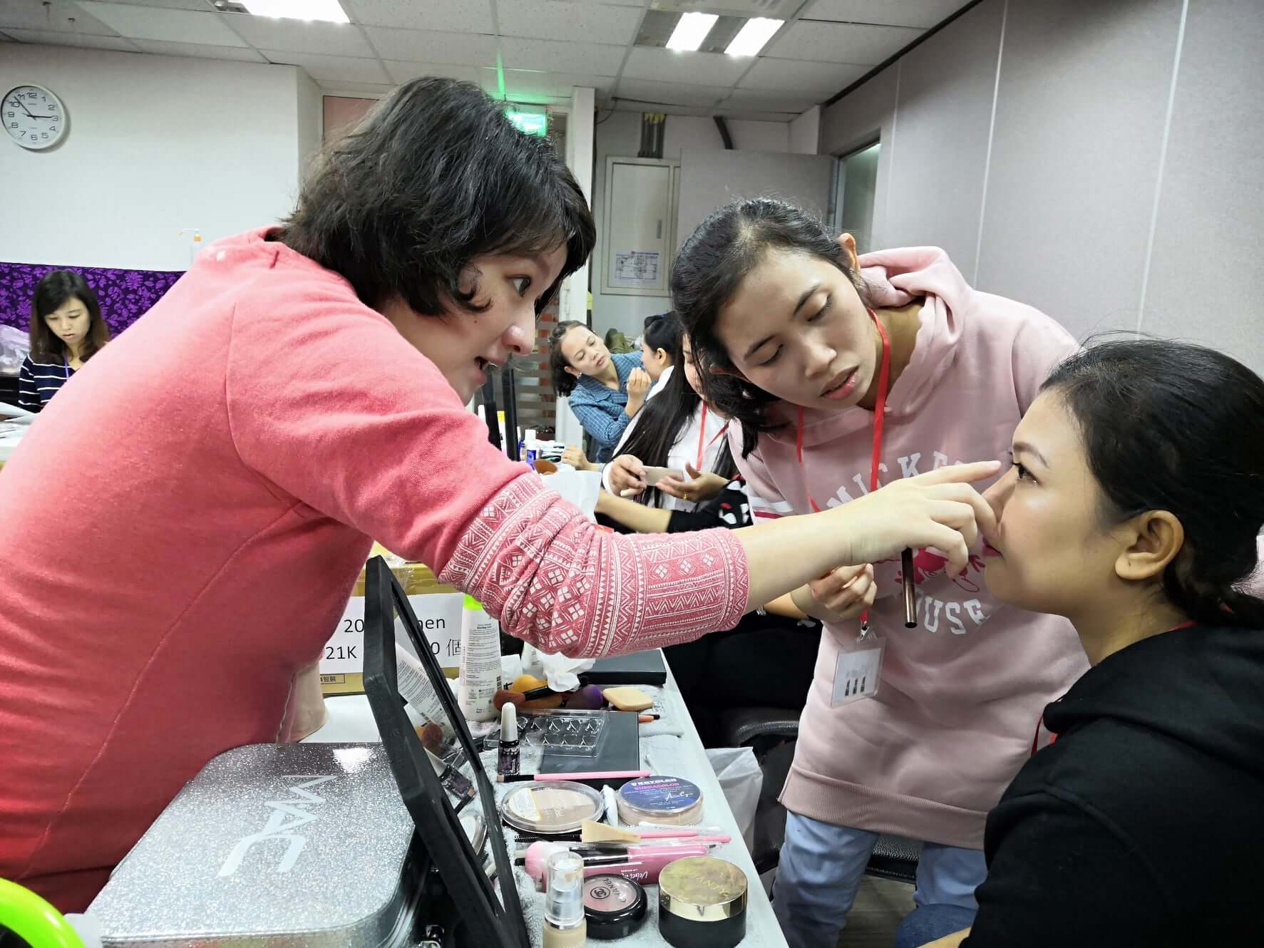 【教育訓練/講座研習】彩妝師的前置工作大解密！＠勵馨妝髮專業職訓課程