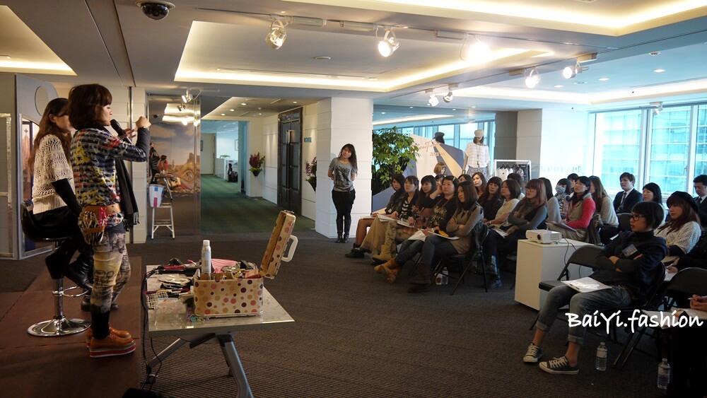 ä¼æ¥­è¬åº§---è±å©çæè£å¬å¸