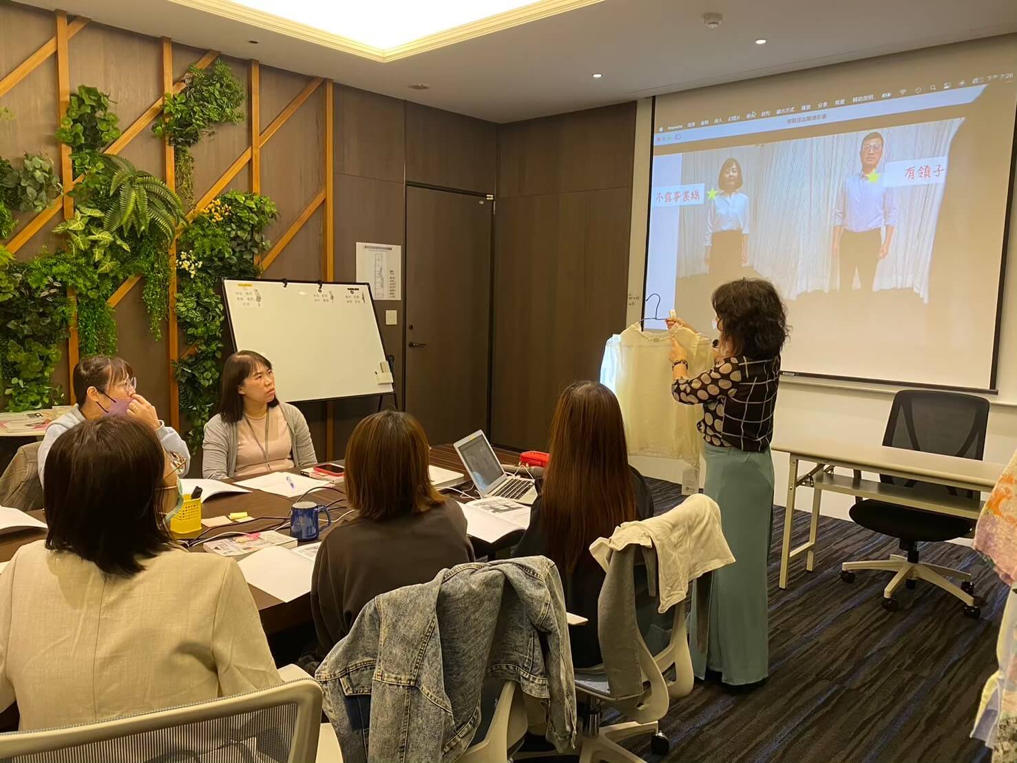 LINE_ALBUM_2024911_250209_35